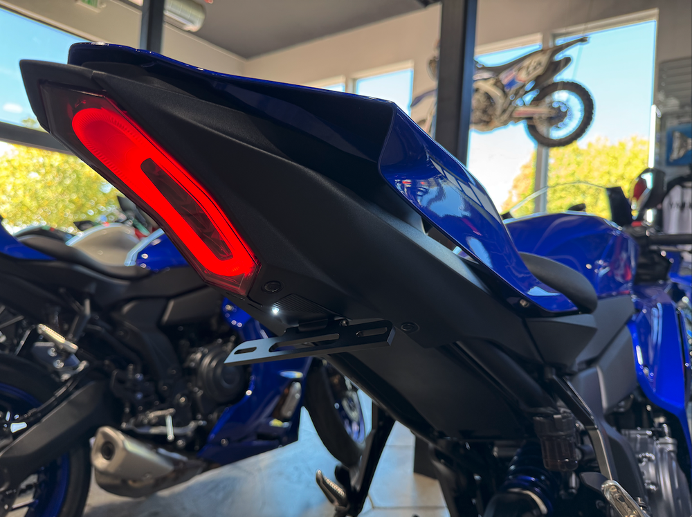 R7 — JL Designs - Custom Parts - Tail light / Fender Eliminator kits